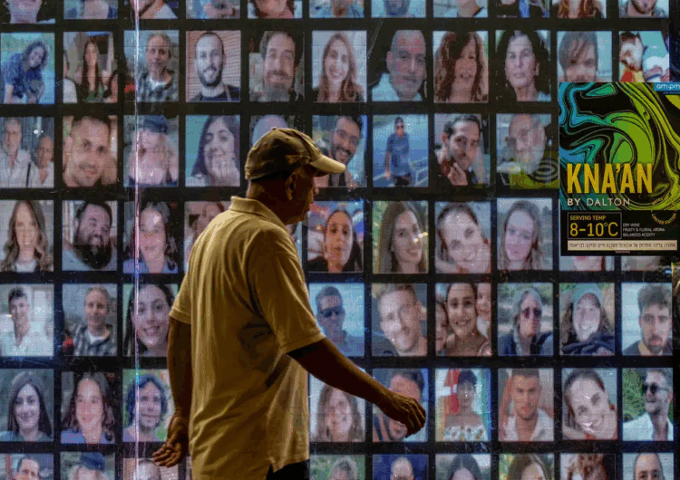 Após 738 dias em cativeiro, reféns israelenses são libertados pelo Hamas