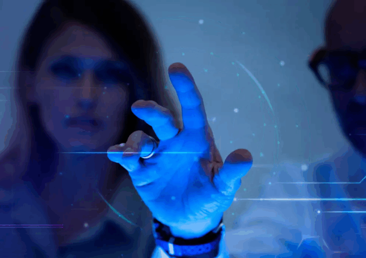 Número de empresas industriais que usam IA cresce 163% em dois anos