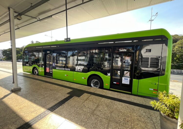 Salvador inicia testes com novo modelo de ônibus elétrico para a frota do BRT