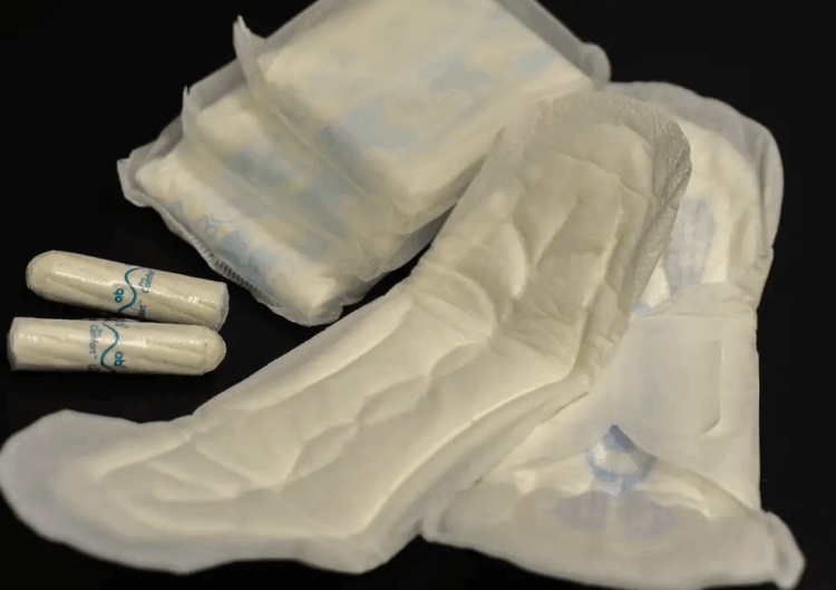 Mulheres do CadÚnico terão acesso mais rápido a absorventes pelo SUS