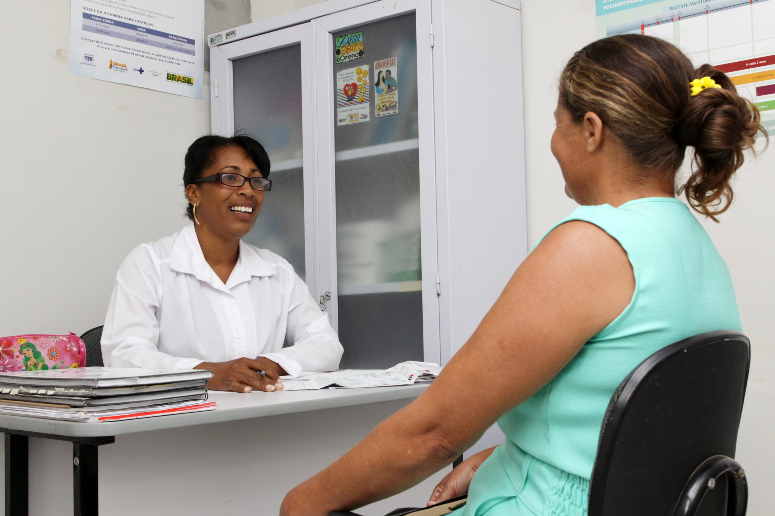 Sesab abre edital para intercâmbio de estudantes de baixa renda em Cuba; médicos atuarão na zona rural