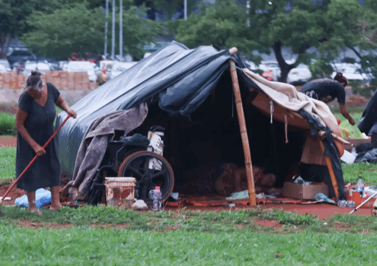 Brasil tem 358 mil pessoas em situação de rua, com 60% no Sudeste