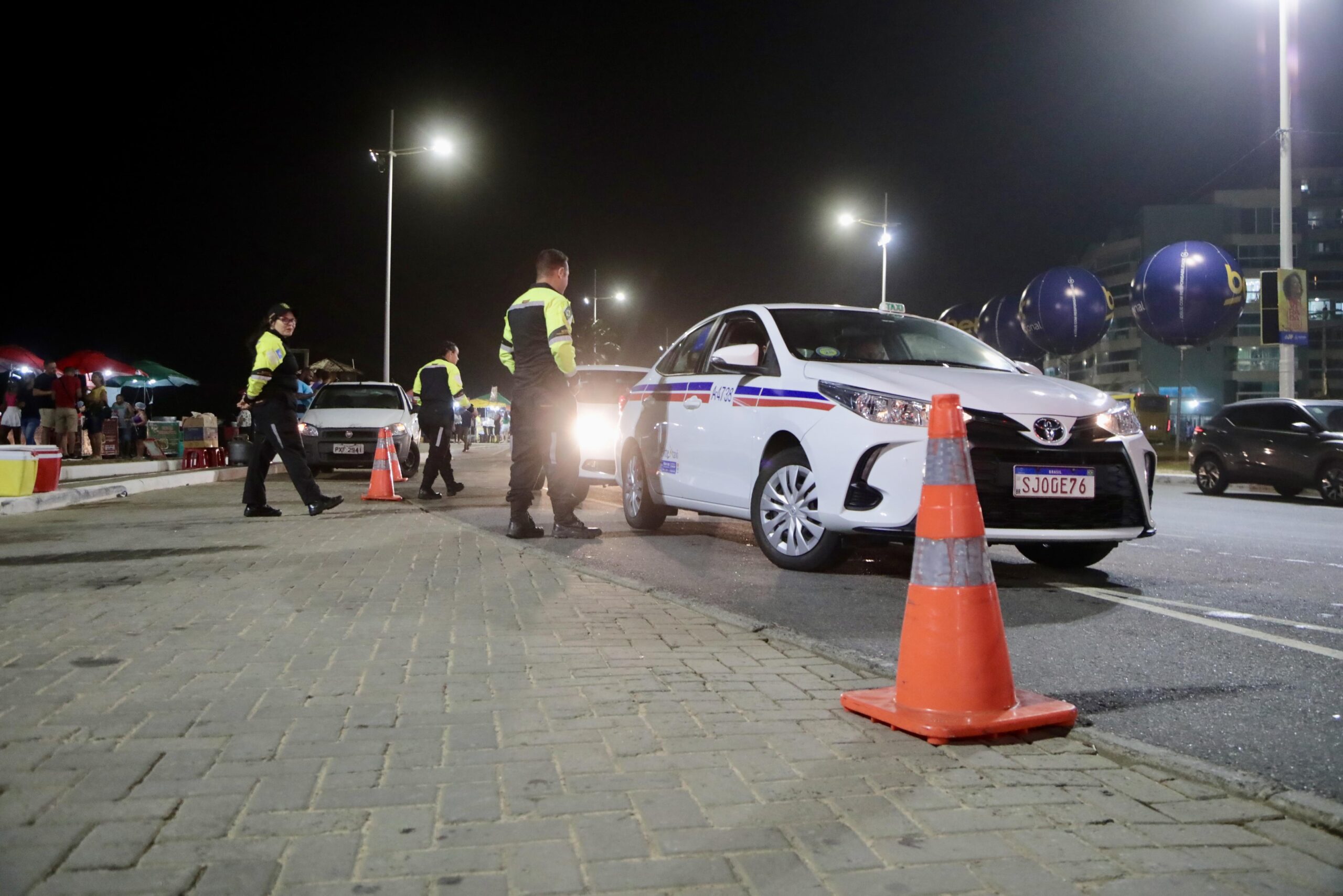 Taxistas com pendências no cadastro junto à Prefeitura ainda podem se regularizar até sábado (10)