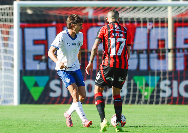Bahia derrota Vitória e quebra tabu de quase seis anos no Barradão