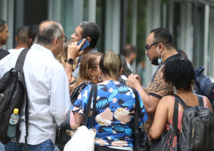 Expectativa de vida no país sobe para 76,6 anos, a maior já registrada