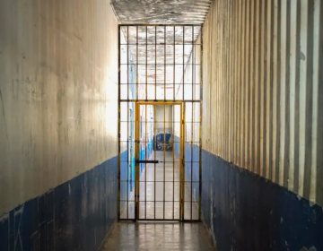 Brasil é condenado por manter sequestrador mais de quatro anos em solitária