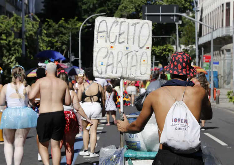 Ambulantes que se formalizaram como MEI crescem 45% em 2 anos