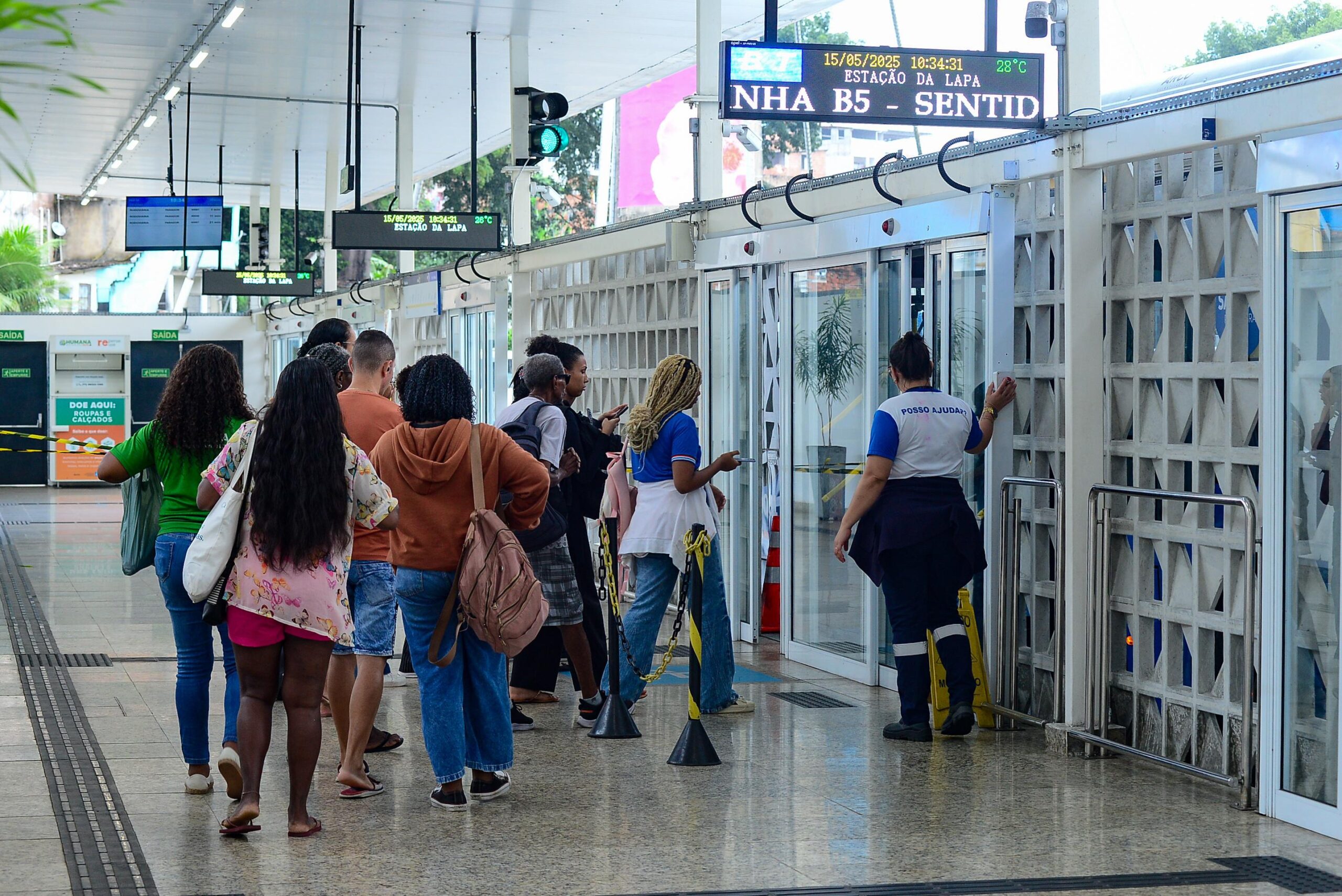 BRT Salvador registra aumento de 18% no número de passageiros transportados no quarto dia de Carnaval