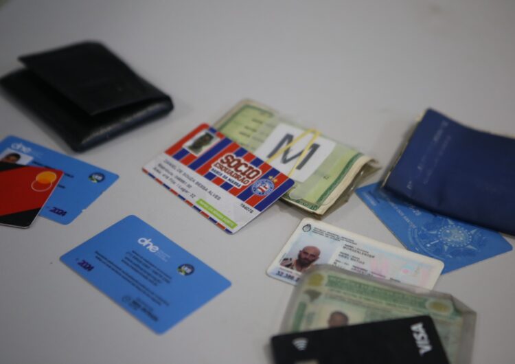 Guarda Municipal devolve documentos perdidos no Carnaval até 31 de março