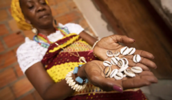Cartilha une saberes de terreiros e prevenção do câncer em negras