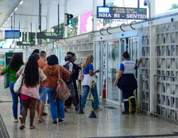 BRT de Salvador transportou mais de 400 mil pessoas nas festas de verão da capital baiana
