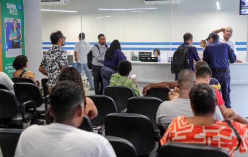 Logística e Transporte ganham força no ranking das profissões com mais vagas em Salvador no último semestre de 2025