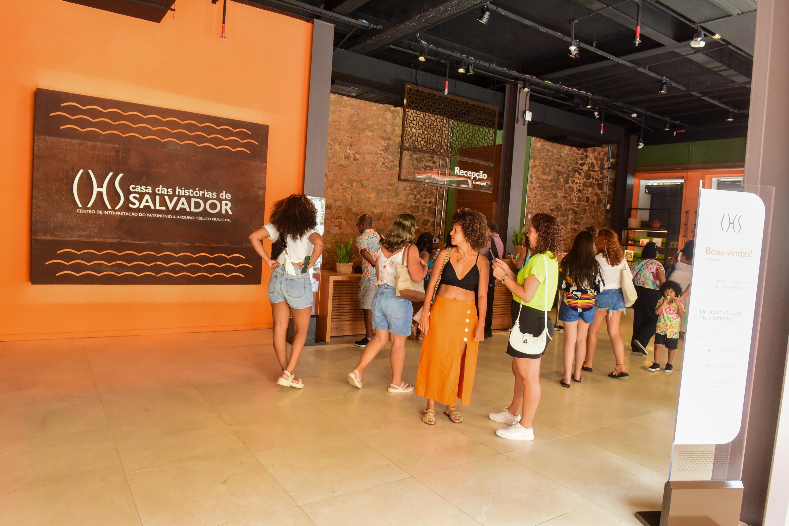 Casa das Histórias e Galeria Mercado oferecem programação gratuita com curso inédito para público 55+