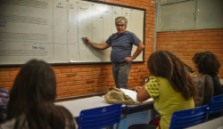 STF decide que piso nacional deve ser pago a professores temporários