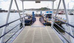 Travessia Ribeira-Plataforma facilita rotina de moradores e turistas ao aceitar novas formas de pagamento