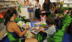 Estudo revela que 53% das famílias raramente leem para criança