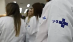 Candidatos a residência médica já podem se inscrever para o Enare 2026
