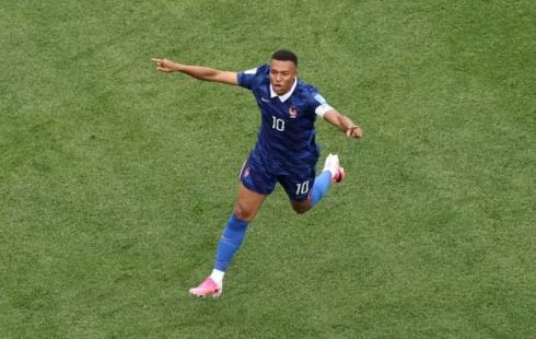 Copa do Mundo retorna com o duelo entre França e Marrocos