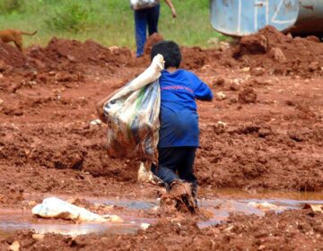 Mais de 10 milhões deixaram a condição de pobreza no Brasil