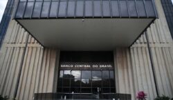Receita Federal e Banco Central são autorizados a realizar concursos