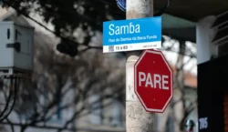 Em São Paulo, rua é renomeada em homenagem à história do samba