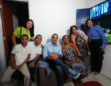 Prefeitura entrega 133 casas requalificadas pelo Morar Melhor na Engomadeira