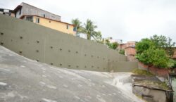 Prefeitura entrega contenção de encosta no valor de R$ 2 milhões em Plataforma